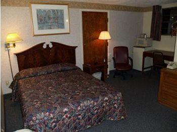 Budget Inn Of Tazewell County Pounding Mill Extérieur photo