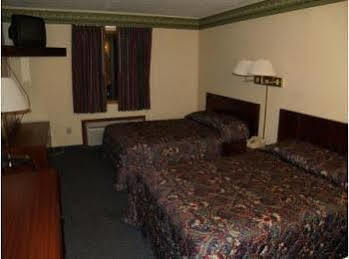 Budget Inn Of Tazewell County Pounding Mill Extérieur photo